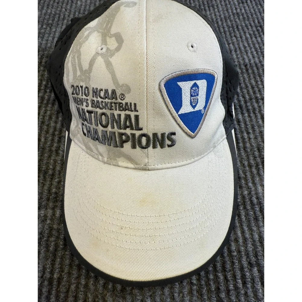 Nike Duke Fitted Hat‎ 2010 NCAA Men's Basketball National Champions Cap Stretch